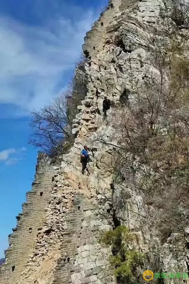 十月鹰飞原来叫什么